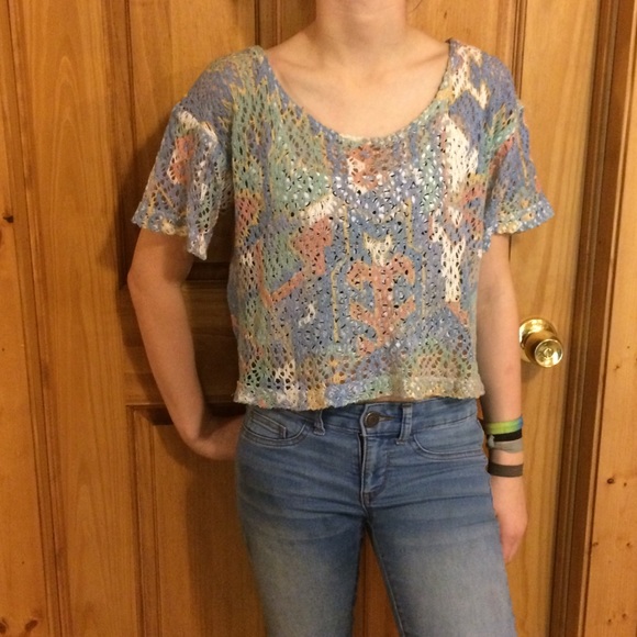 🤩HostPick🥳 Objects d’Art Colorful Crochet top - Picture 4 of 4